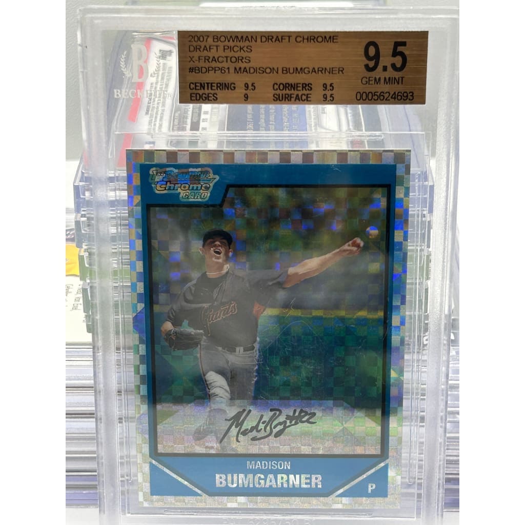 2007 MADISON BUMGARNER BOWMAN 068/299 DRAFT CHROME DRAFT PICKS X-FRACT 9.5 MINT BECKETT