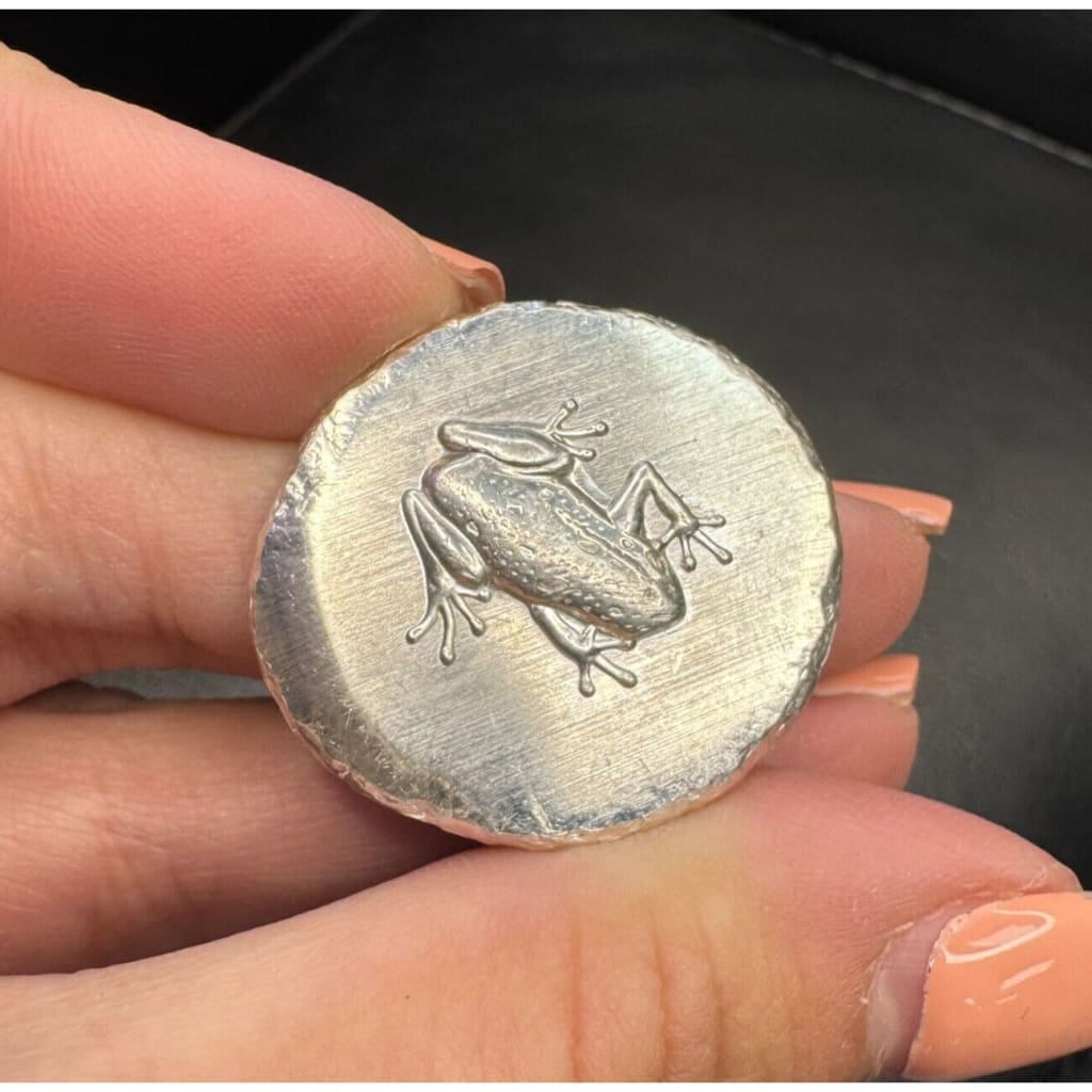 .5 oz MK BarZ ’Froggy’ Hand Poured Round.999 FS