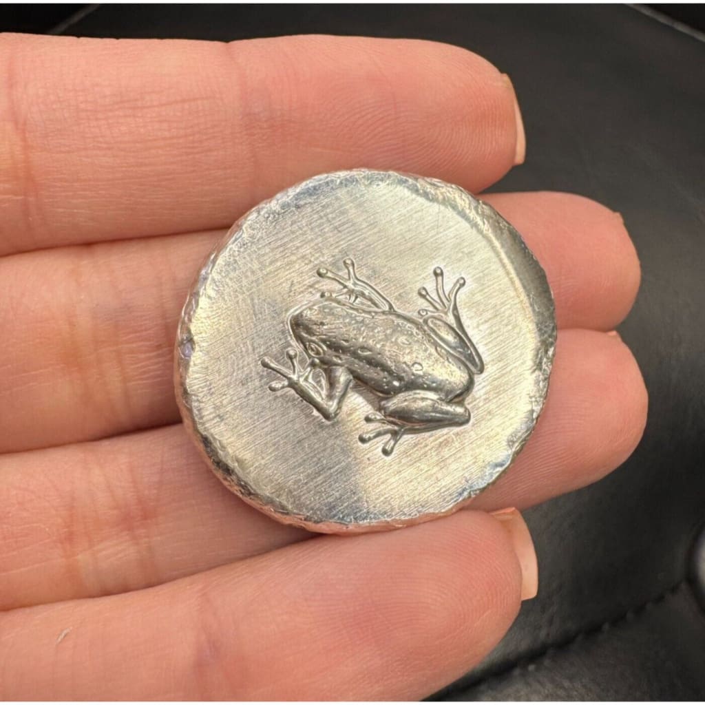 .5 oz MK BarZ ’Froggy’ Hand Poured Round.999 FS