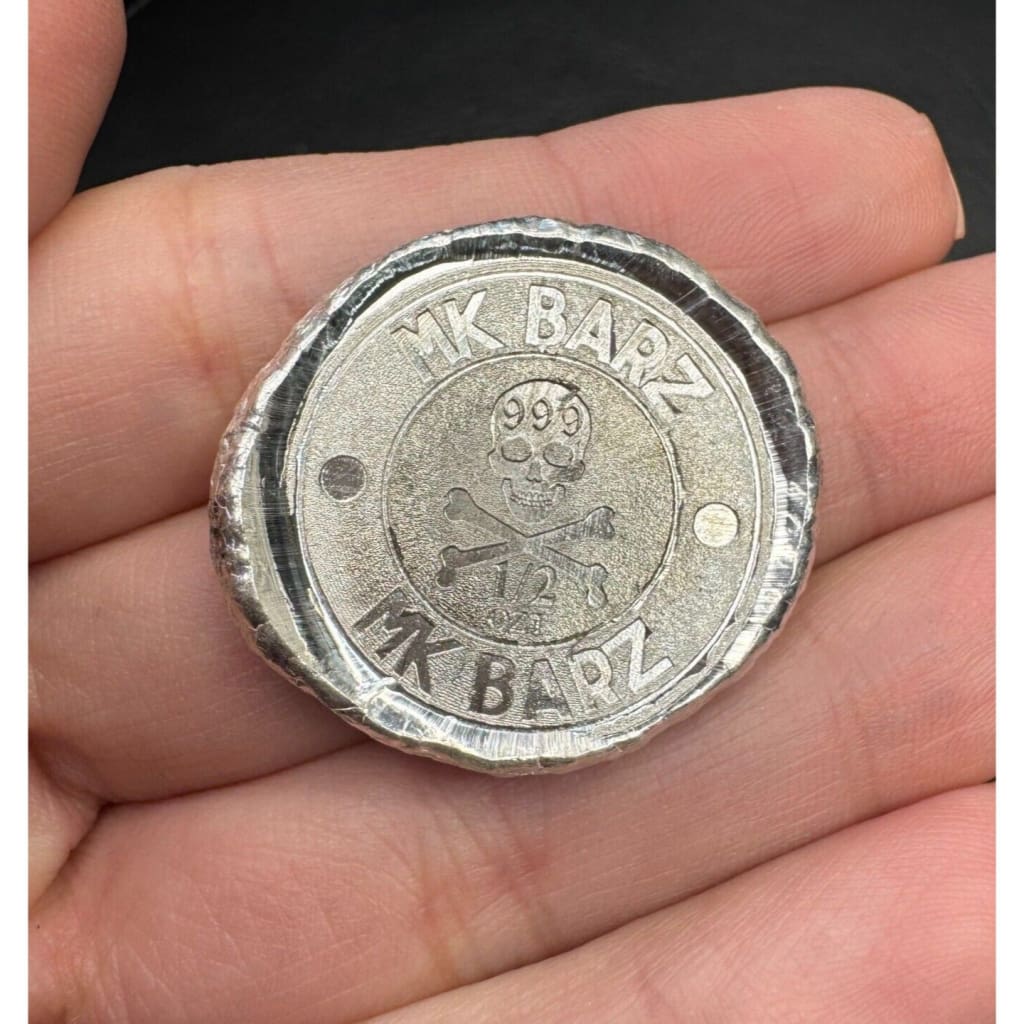 .5 oz MK BarZ ’Froggy’ Hand Poured Round.999 FS