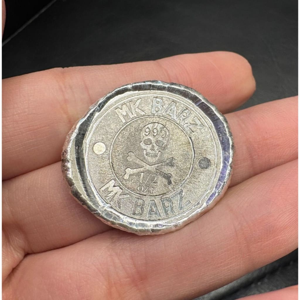 .5 oz MK BarZ ’Froggy’ Hand Poured Round.999 FS