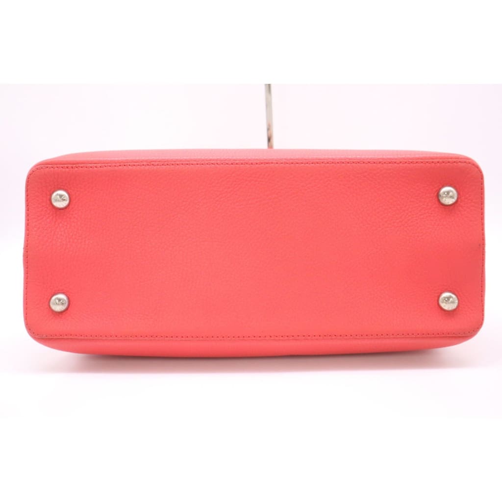 Louis Vuitton Capucines MM Fuchsia Pink - pink / Leather / shoulder bag