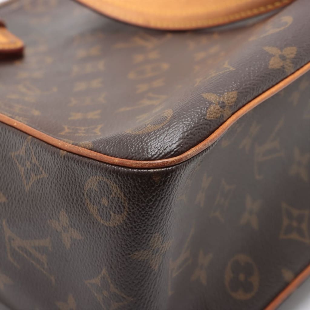 Louis Vuitton Multipli Cite Handbag Monogram (MSRP $1490) - white / coated canvas / shoulder bag