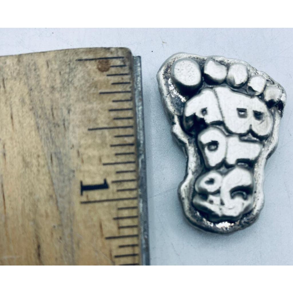 1.5 Oz MK BarZ Big Foot Hand Poured.999 FS