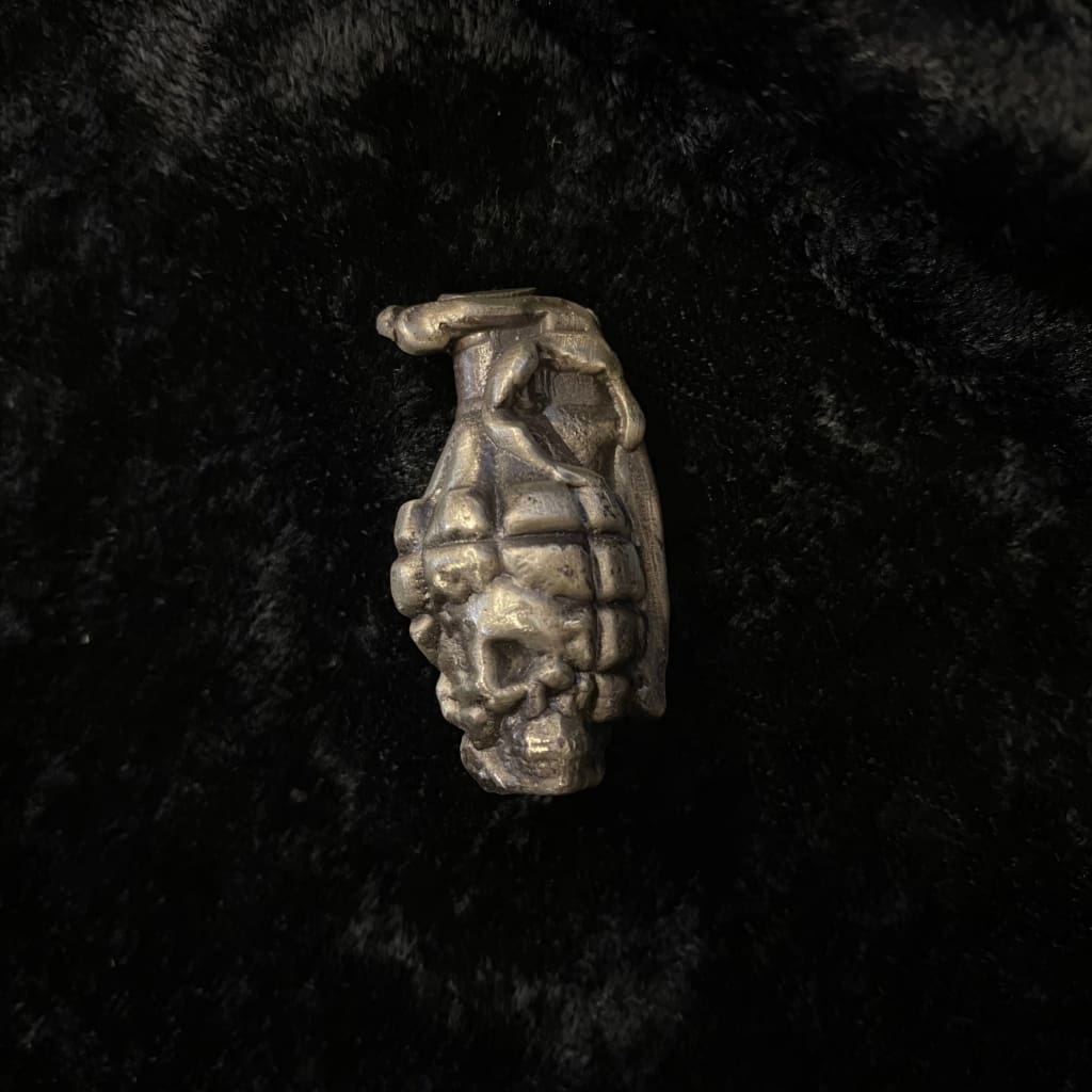 @1.9 Oz MK BarZ 3D Deadly Grenade Statue Hand Poured.999 FS Bar
