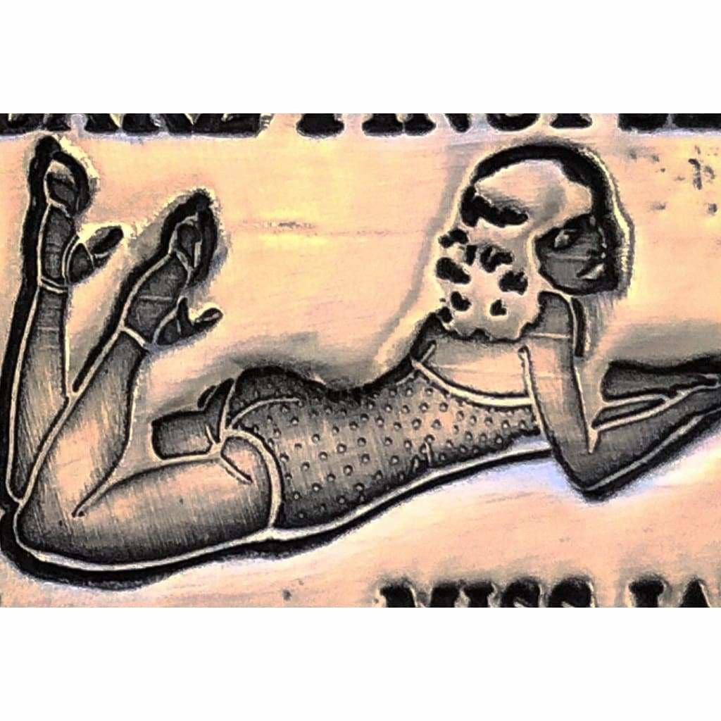 2 ozt.999 FS PINUP GIRL SERIES MISS JANUARY. Mintage 500