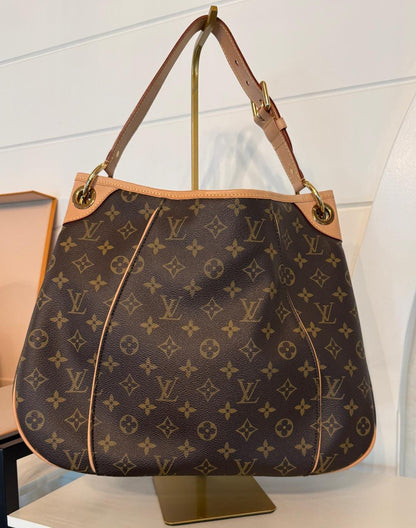 Louis Vuitton Monogram Galleria GM