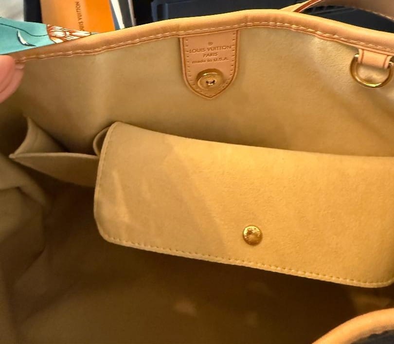 Louis Vuitton Monogram Galleria GM