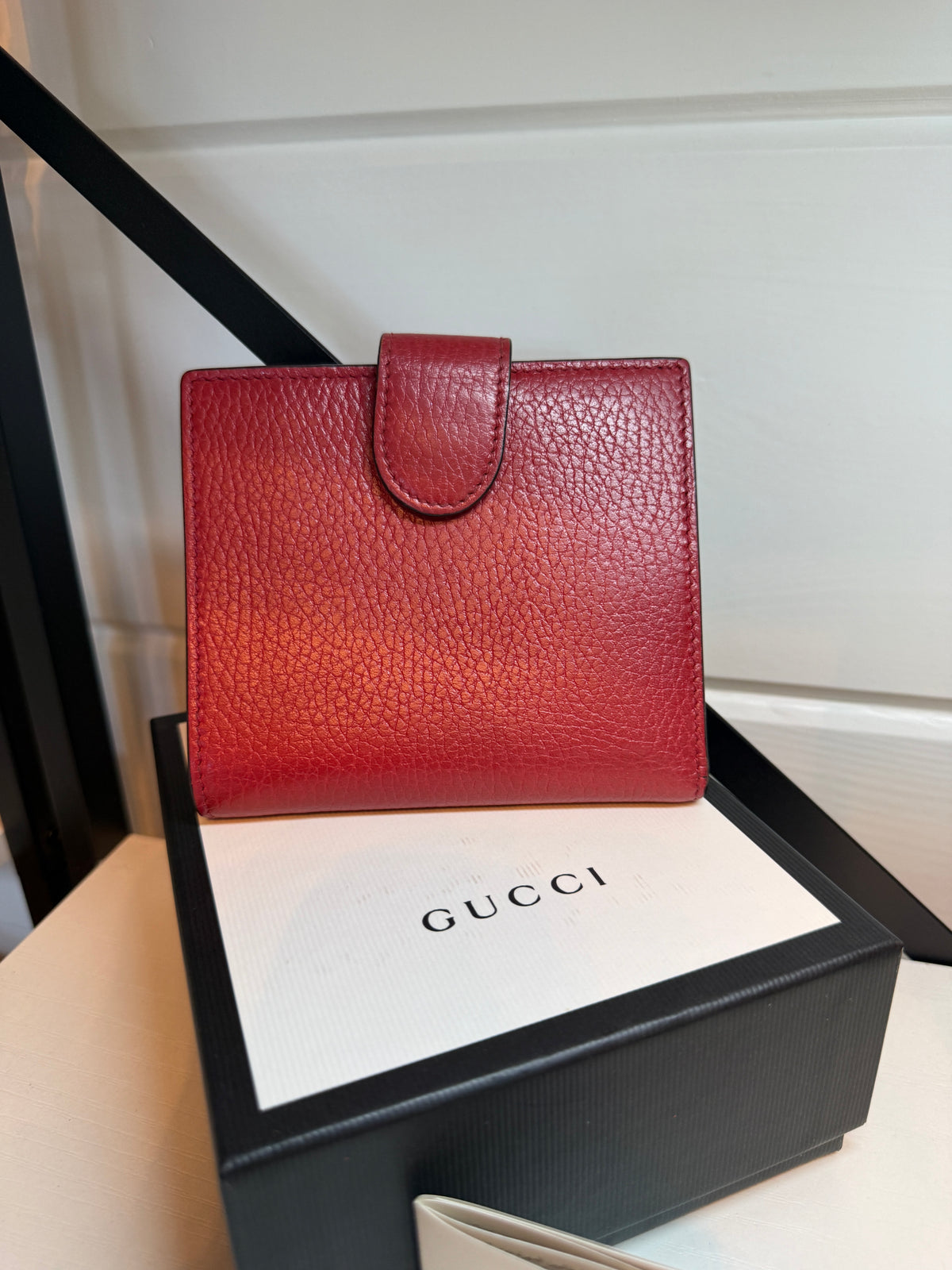 Gucci Interlocking G French Leather Red Compact Wallet