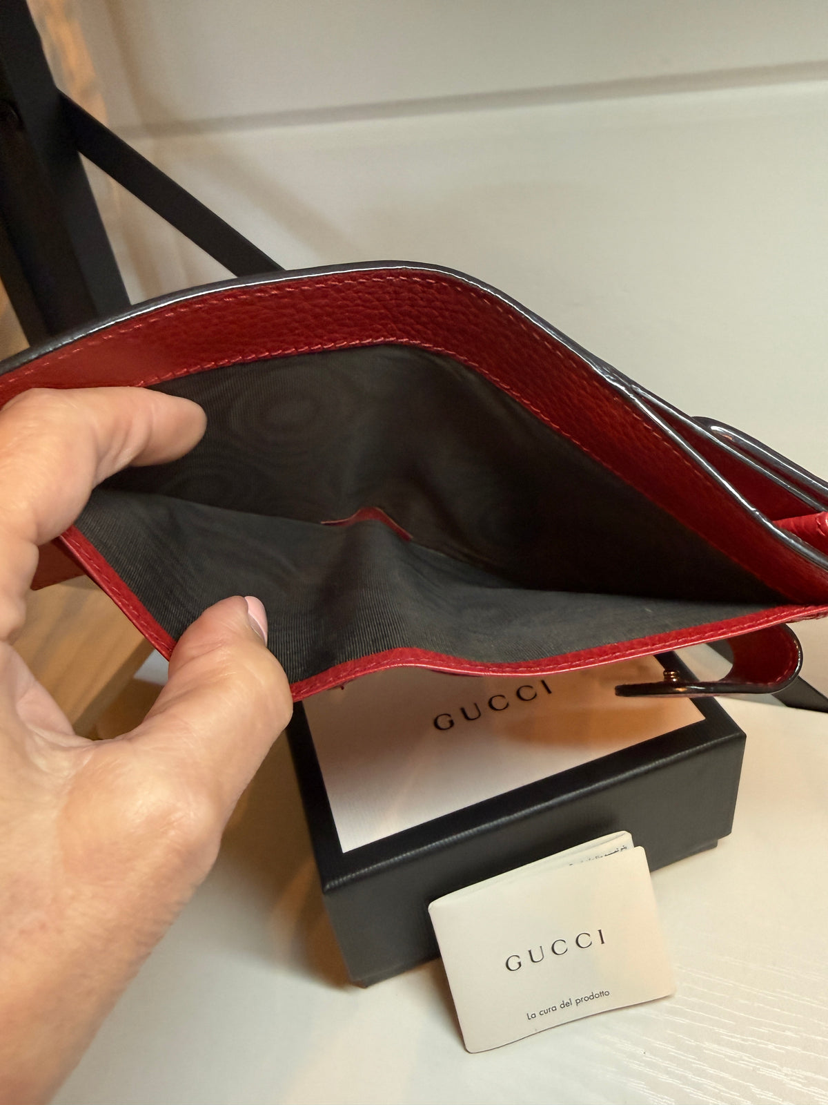 Gucci Interlocking G French Leather Red Compact Wallet