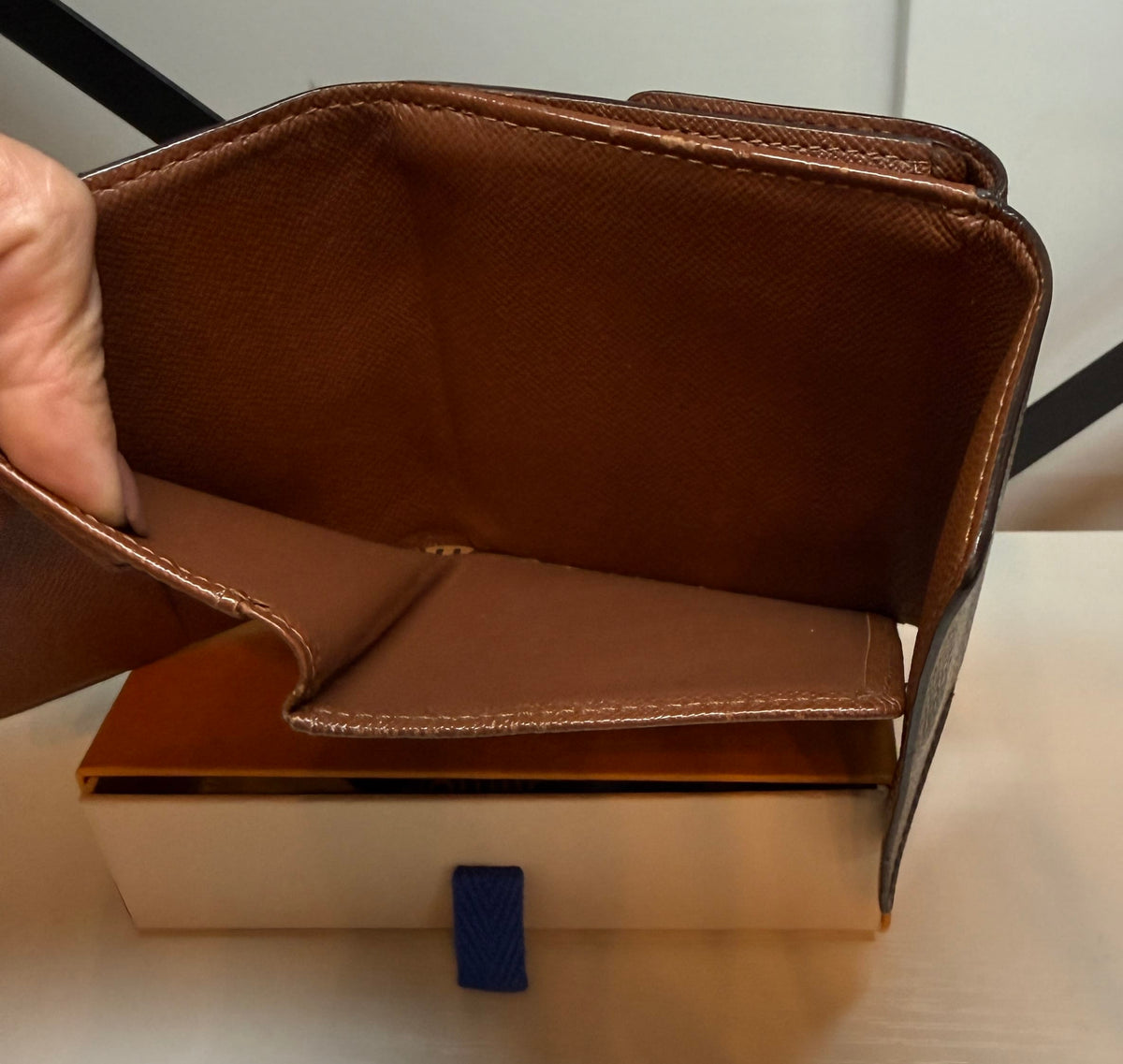 Louis Vuitton Victorine Portefeuille
