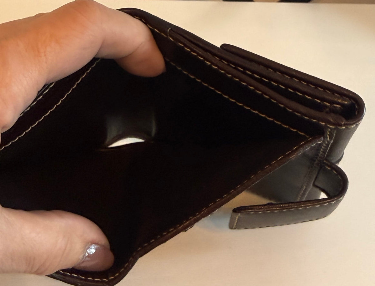 Gucci GG Supreme Sherry Line Bow Bifold Wallet