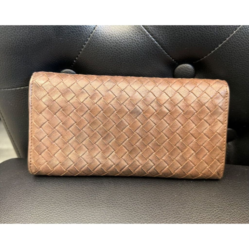 Bottega Veneta Intrecciato Brown Continental Bifold Wallet (MSRP $1000