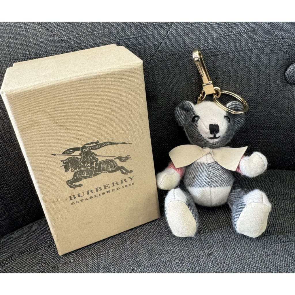 Burberry Thomas Check Teddy Bear Charm NWB (MSRP $330) - Stone / cashmere / Keychain