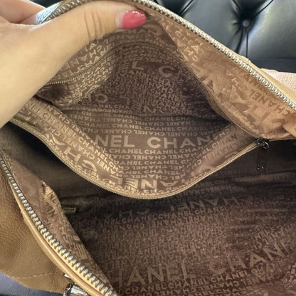 CHANEL Chocolate Bar Leather Shoulder Bag - beige / Leather