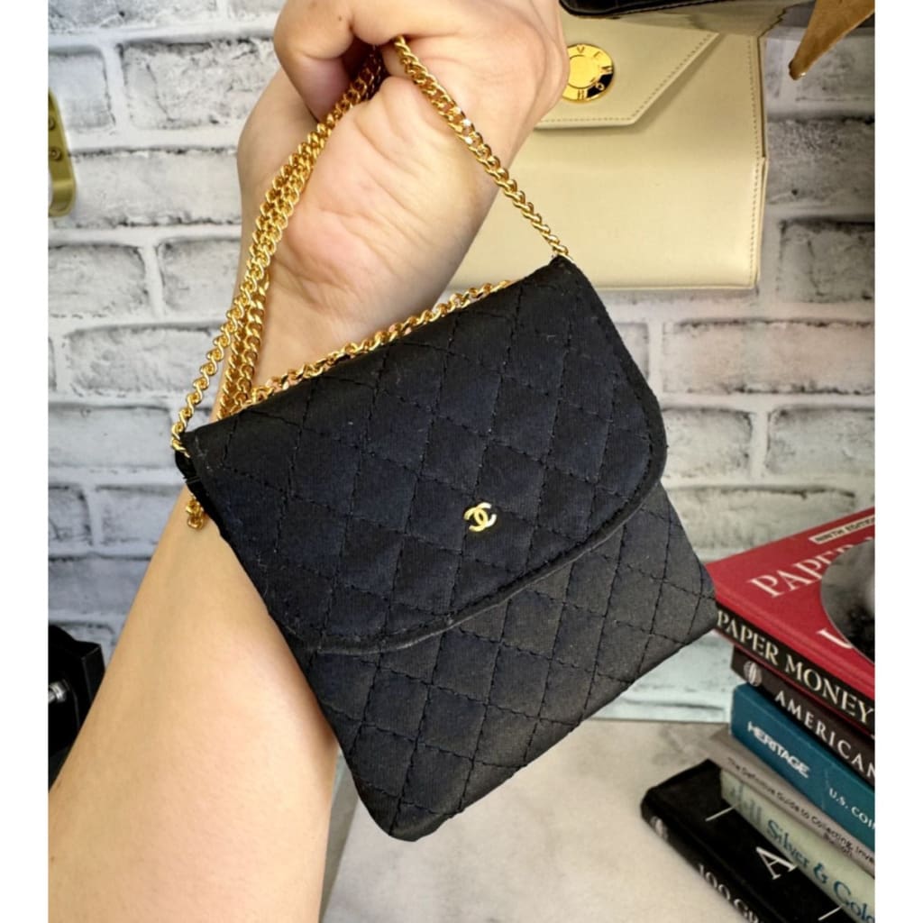 CHANEL RARE 90s Satin Quilted Micro Mini Flap Pouch on Chain Necklace - Micro / Leather / Clutch