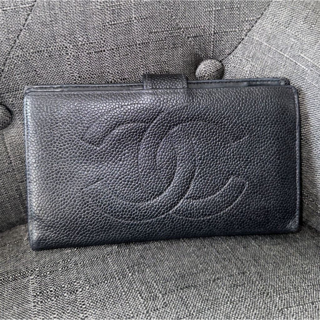 Chanel Vintage Black Caviar Skin Leather Coco Mark Long Wallet - Long Wallet / Black / Leather