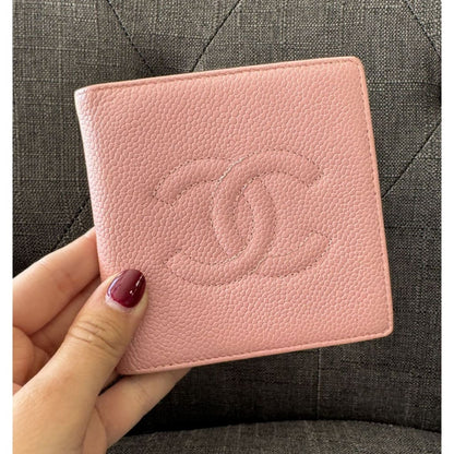 Chanel Vintage Pink Caviar Skin Coco Mark Bifold Wallet - compact / Pink / Leather