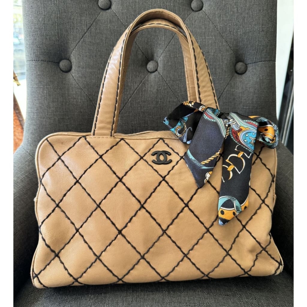 CHANEL Vintage Wildstitch Leather Tote Bag - Camel / Leather