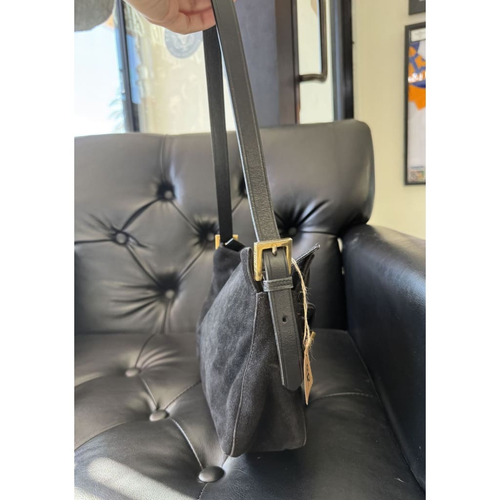 Fendi Black Suede Mamma Baguette Shoulder Bag - Black / Suede / Shoulder Bag