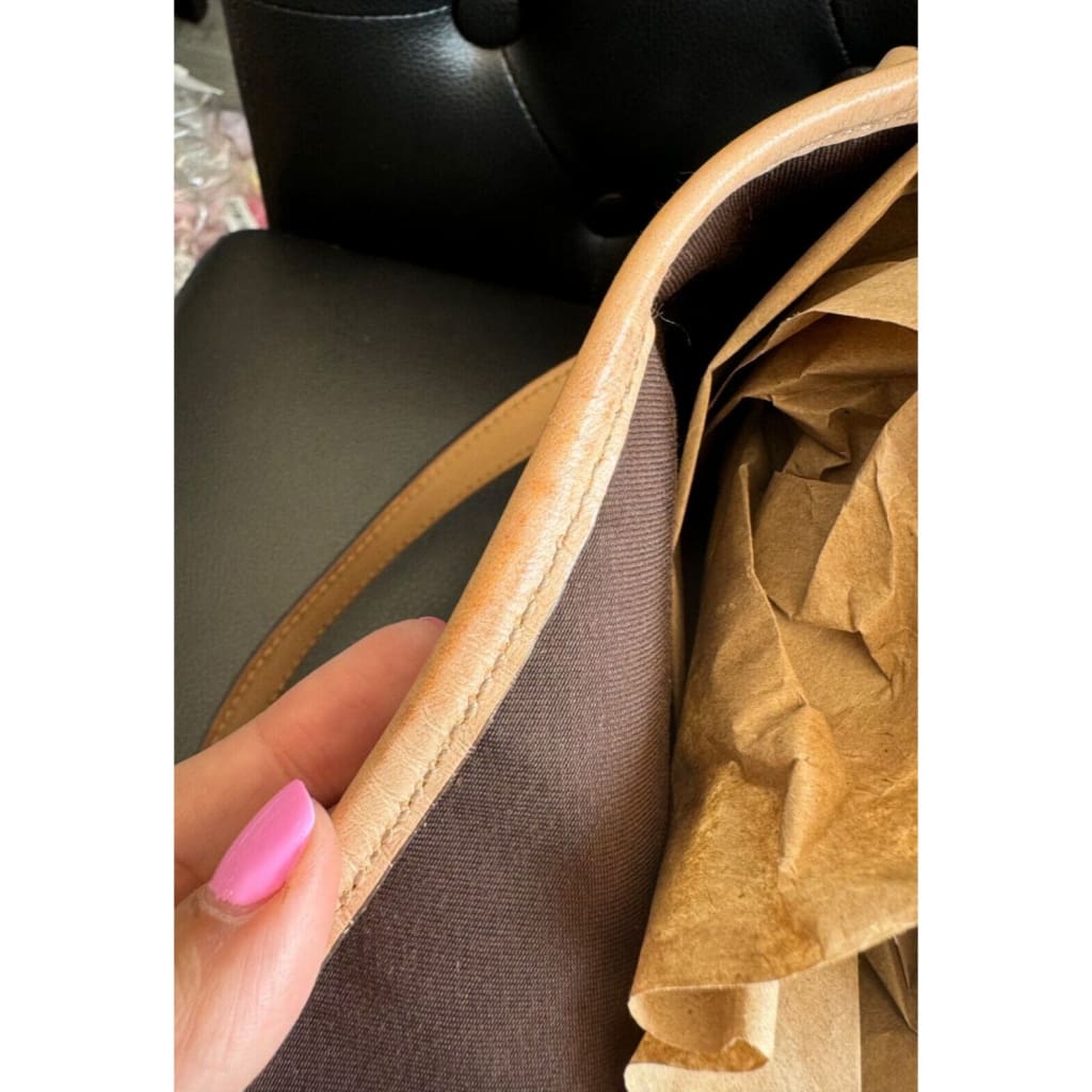 GUCCI GG Metallic Pink/ Rose Gold Hobo Shoulder Bag (MSRP $2000 + ) - Canvas / Hobo Bag