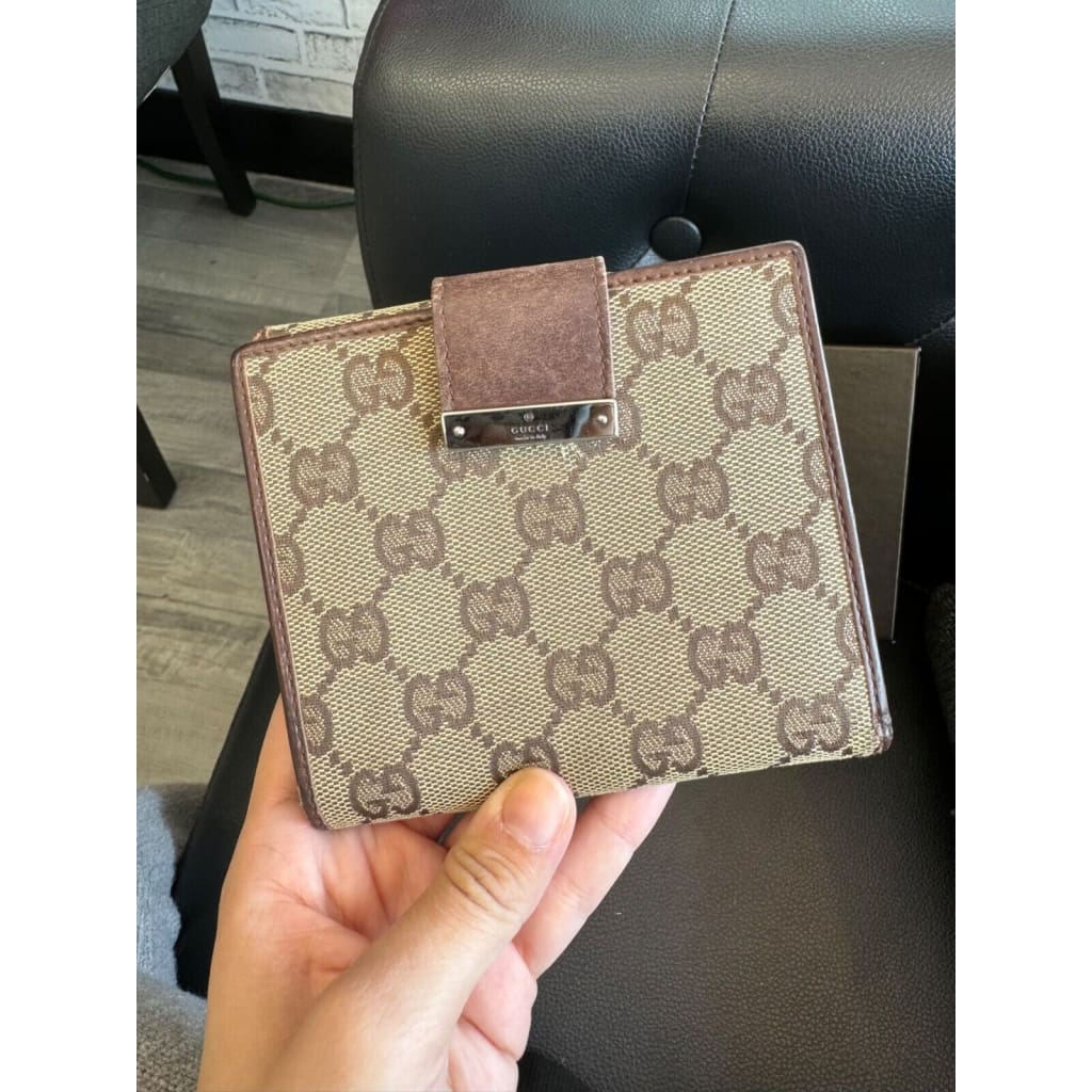 GUCCI GG Wallet w/ Original box & COA (MSRP $800 + ) - Brown / canvas / Bifold