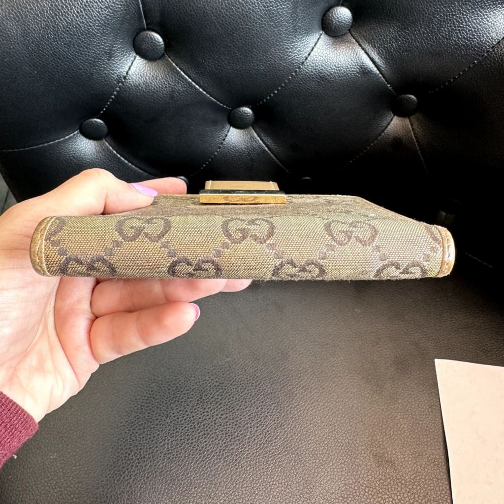 GUCCI Gold Compact Wallet (MSRP $700 + ) - Gold / Leather( + 1) / snap