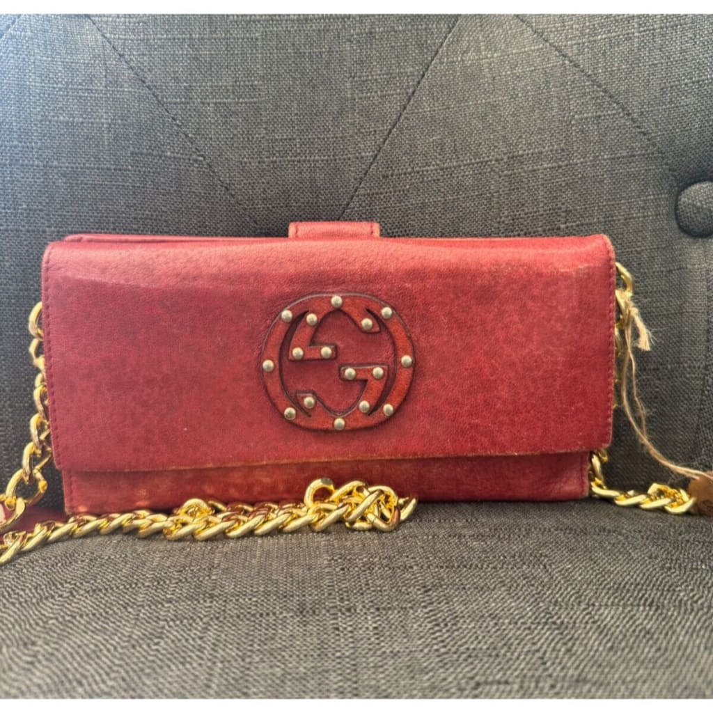 GUCCI Red Soho Studded Wallet w/ Chain (MSRP $700 + ) - Red / snap