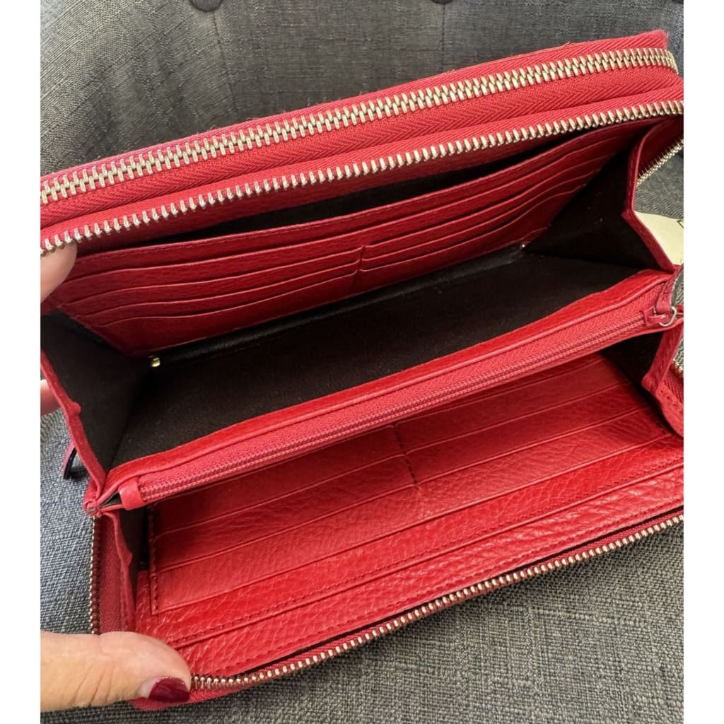 Gucci Soho Red Leather Double Zip Clutch with Aftermarket Chain (MSRP $2000) - Red / Leather / Double Zip