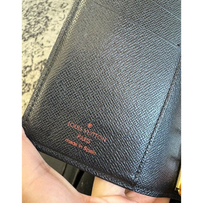 LOUIS VUITTON Black Epi Agenda (MSRP $450) - Black / Leather / agenda