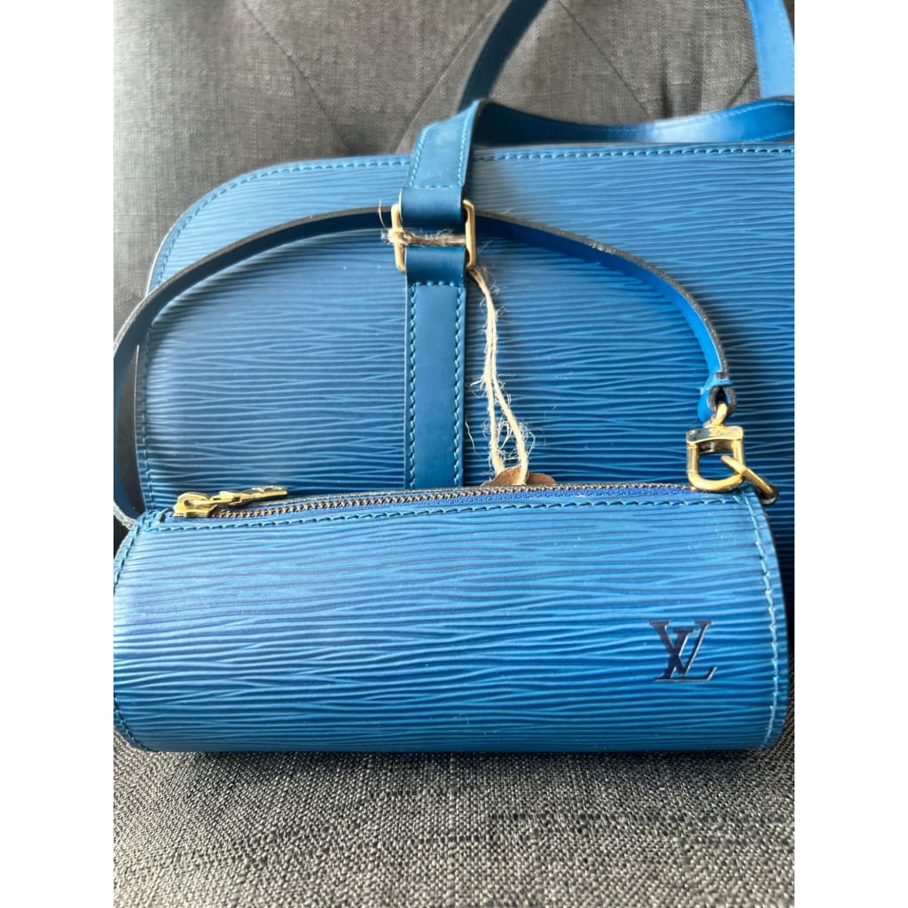 Louis top Vuitton Epi mini papillon-blue