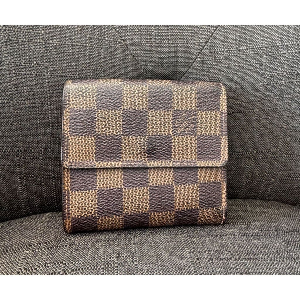 LOUIS VUITTON Damier Ebene Elise Compact Wallet (MSRP $750 + ) - Brown / Leather / compact