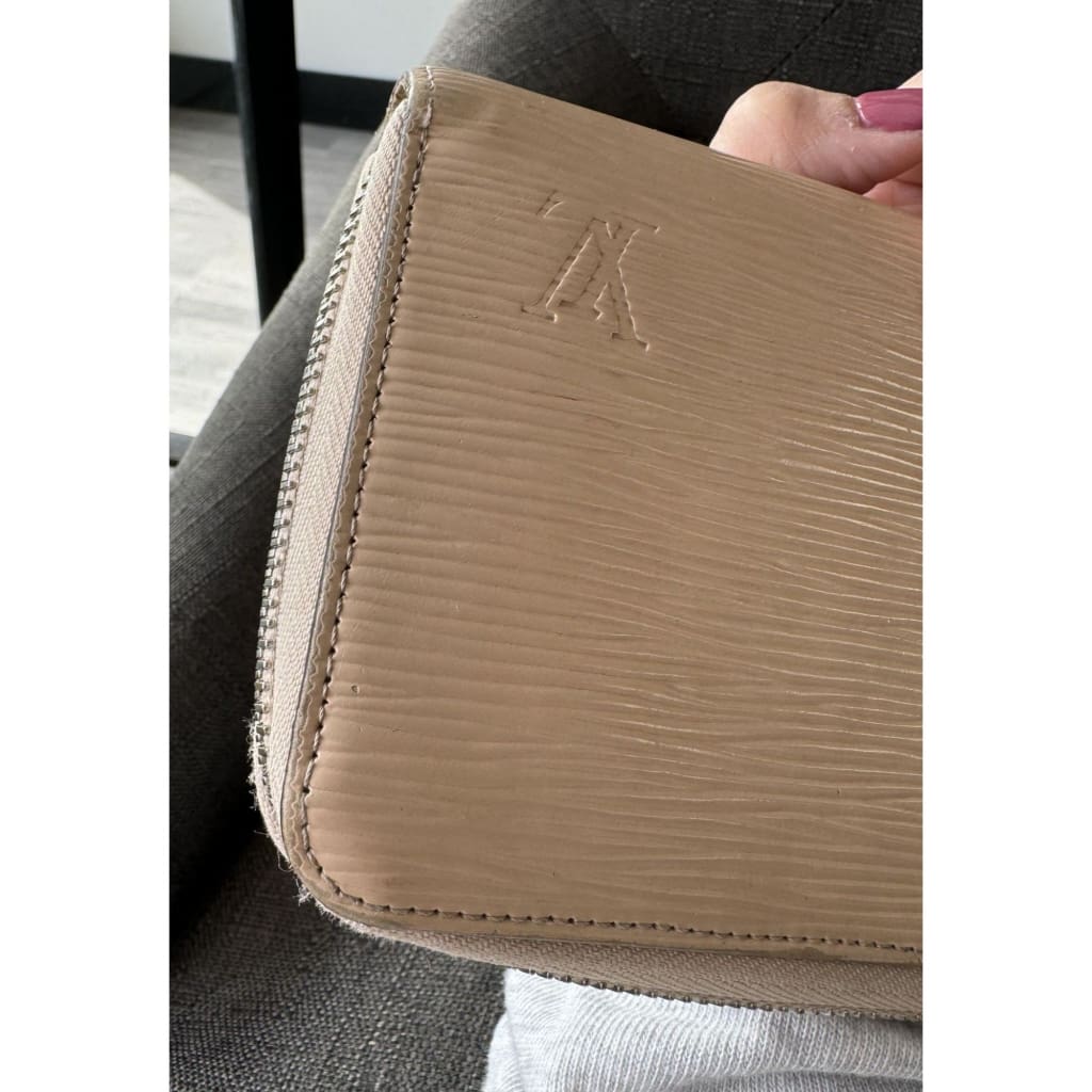 LOUIS VUITTON Epi Cream Zippy Long Wallet - cream / leather / wallet