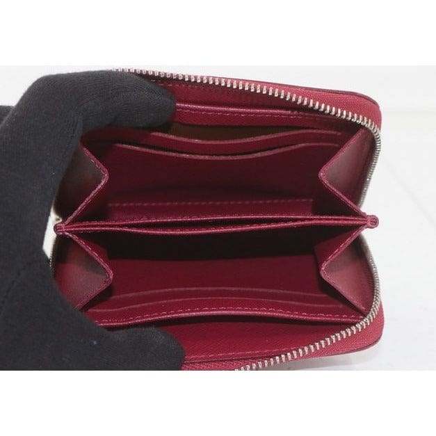 Louis Vuitton Epi Leather Zippy Coin Purse in Fuchsia - fuchsia / leather / zippy wallet