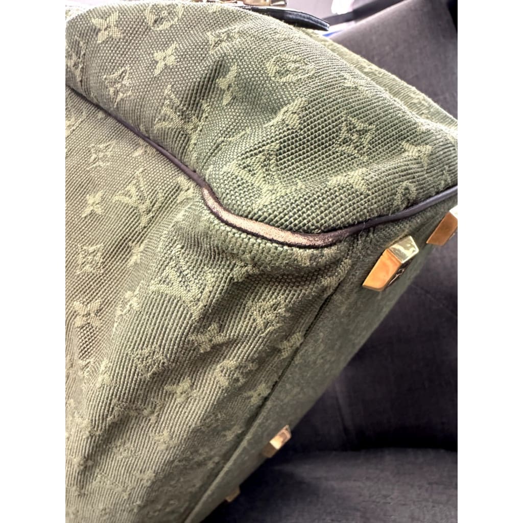 LOUIS VUITTON Josephine GM Green and Brown Canvas Tote Bag (MSRP $1,080) - Large / Patent Leather / Top Handle Bag