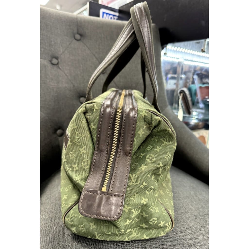 LOUIS VUITTON Josephine GM Green and Brown Canvas Tote Bag (MSRP $1,080) - Large / Patent Leather / Top Handle Bag