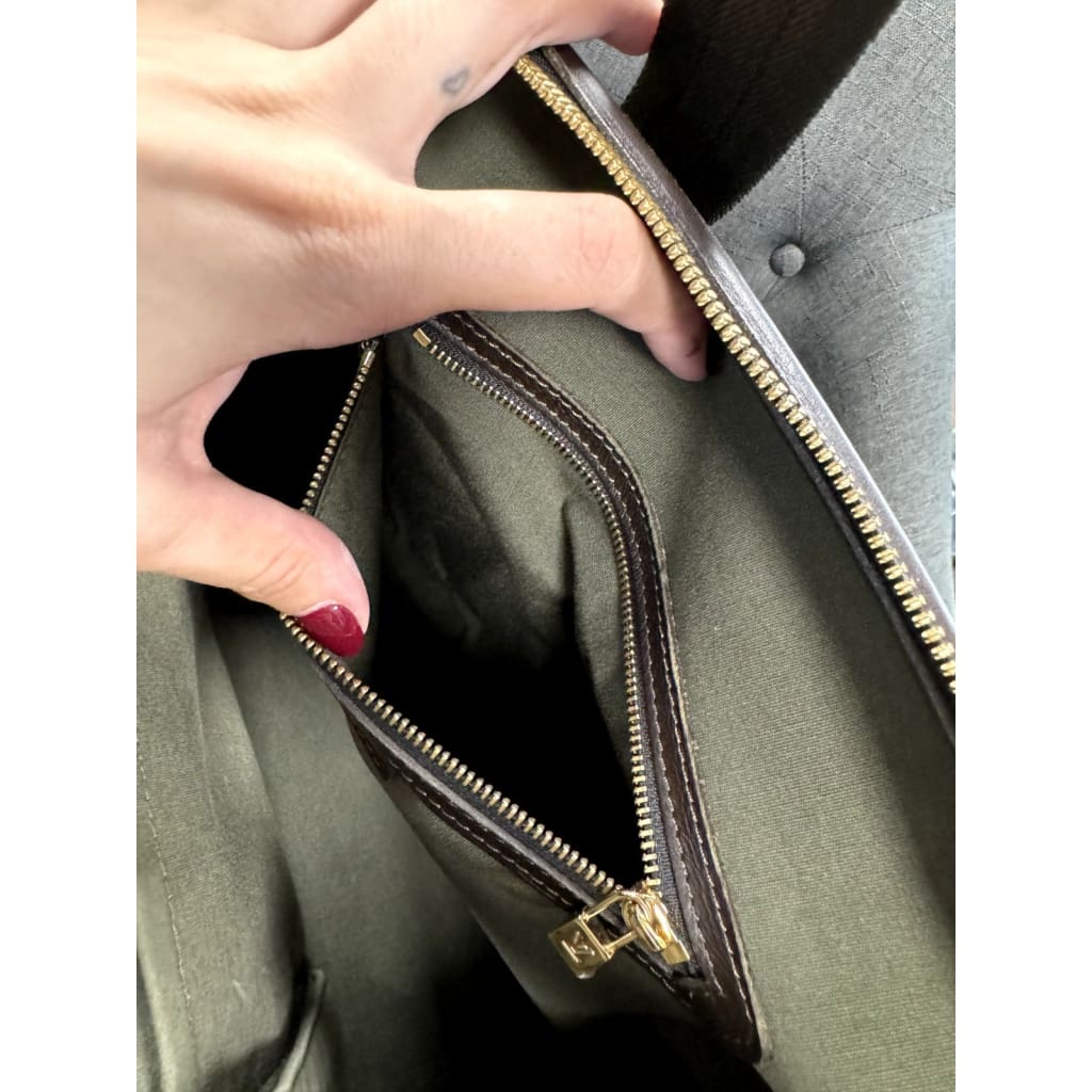 LOUIS VUITTON Josephine GM Green and Brown Canvas Tote Bag (MSRP $1,080) - Large / Patent Leather / Top Handle Bag