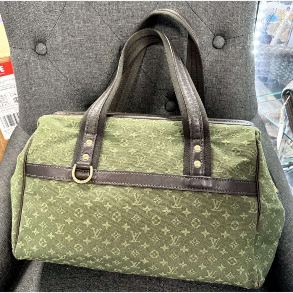 LOUIS VUITTON Josephine GM Green and Brown Canvas Tote Bag (MSRP $1,080) - Large / Patent Leather / Top Handle Bag