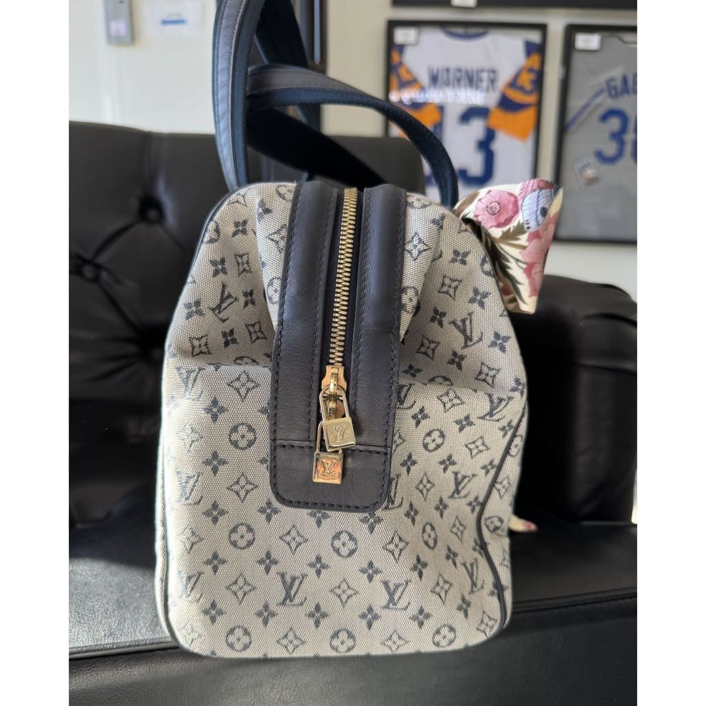 Louis Vuitton Josephine GM Navy Shoulder Bag - navy / canvas / Shoulder Bag