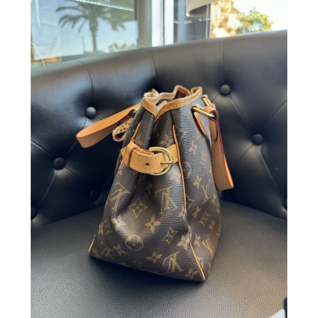 LOUIS VUITTON Monogram Batignolles Vertical (MSRP $1030 + ) - Small / Leather / Top Handle Bag