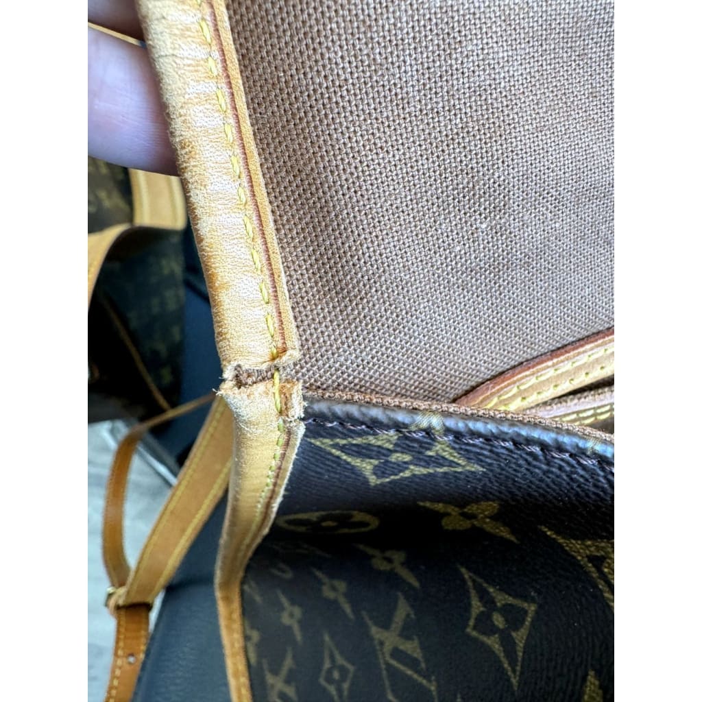 LOUIS VUITTON Monogram Bel Air Bag w/ Shoulder Strap (MSRP $2000 + ) - Medium / Leather / Crossbody