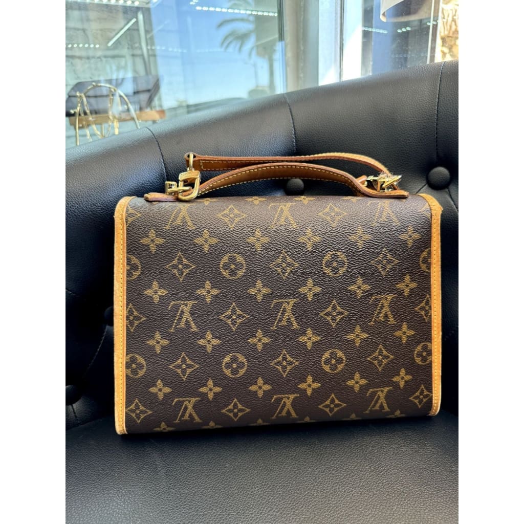 LOUIS VUITTON Monogram Bel Air Bag w/ Shoulder Strap (MSRP $2000 + ) - Medium / Leather / Crossbody