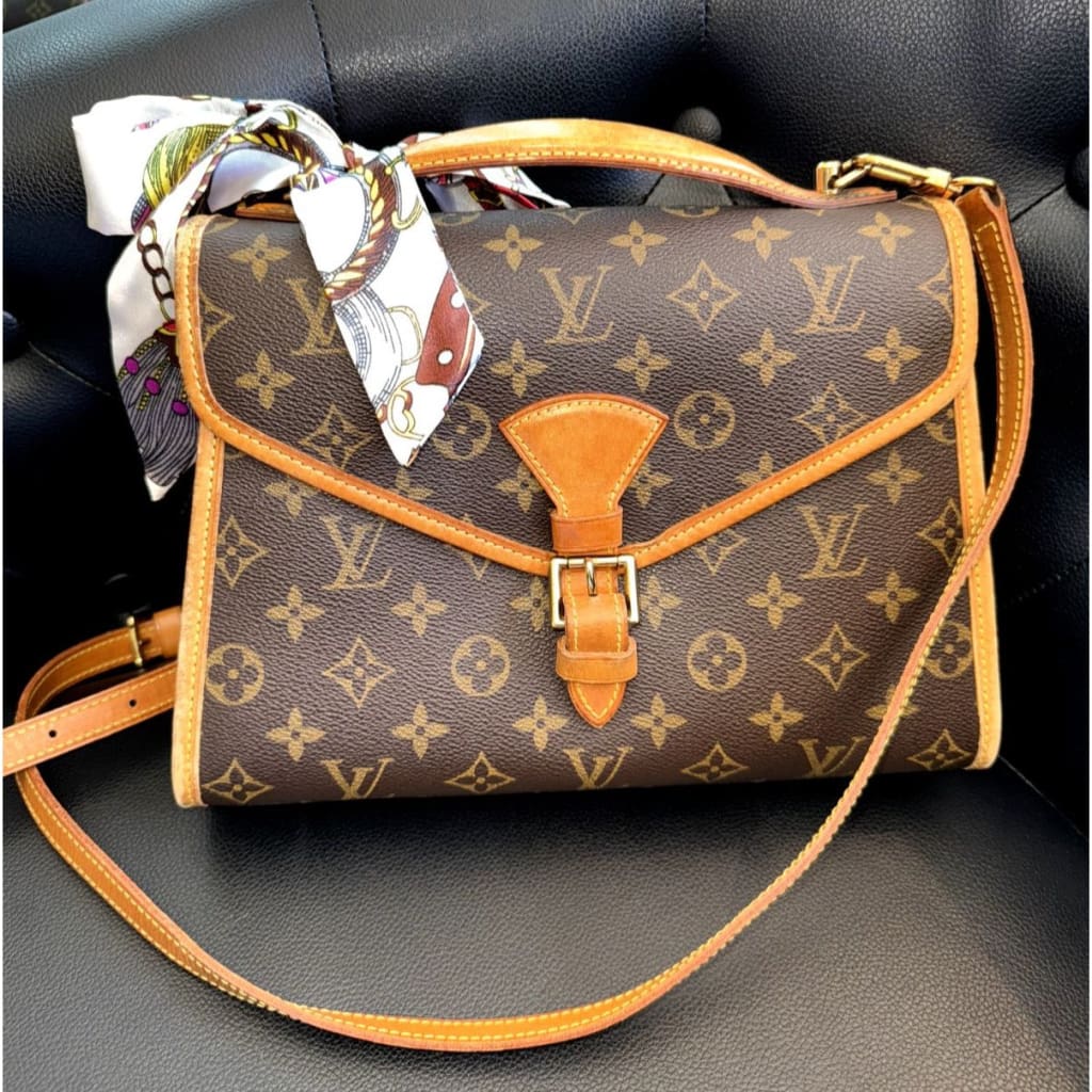 LOUIS VUITTON Monogram Bel Air Bag w/ Shoulder Strap (MSRP $2000 + ) - Medium / Leather / Crossbody