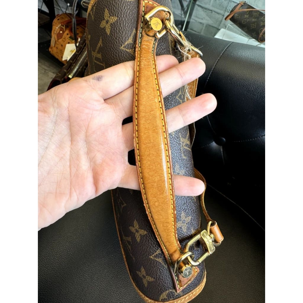 LOUIS VUITTON Monogram Bel Air Bag w/ Shoulder Strap (MSRP $2000 + ) - Medium / Leather / Crossbody