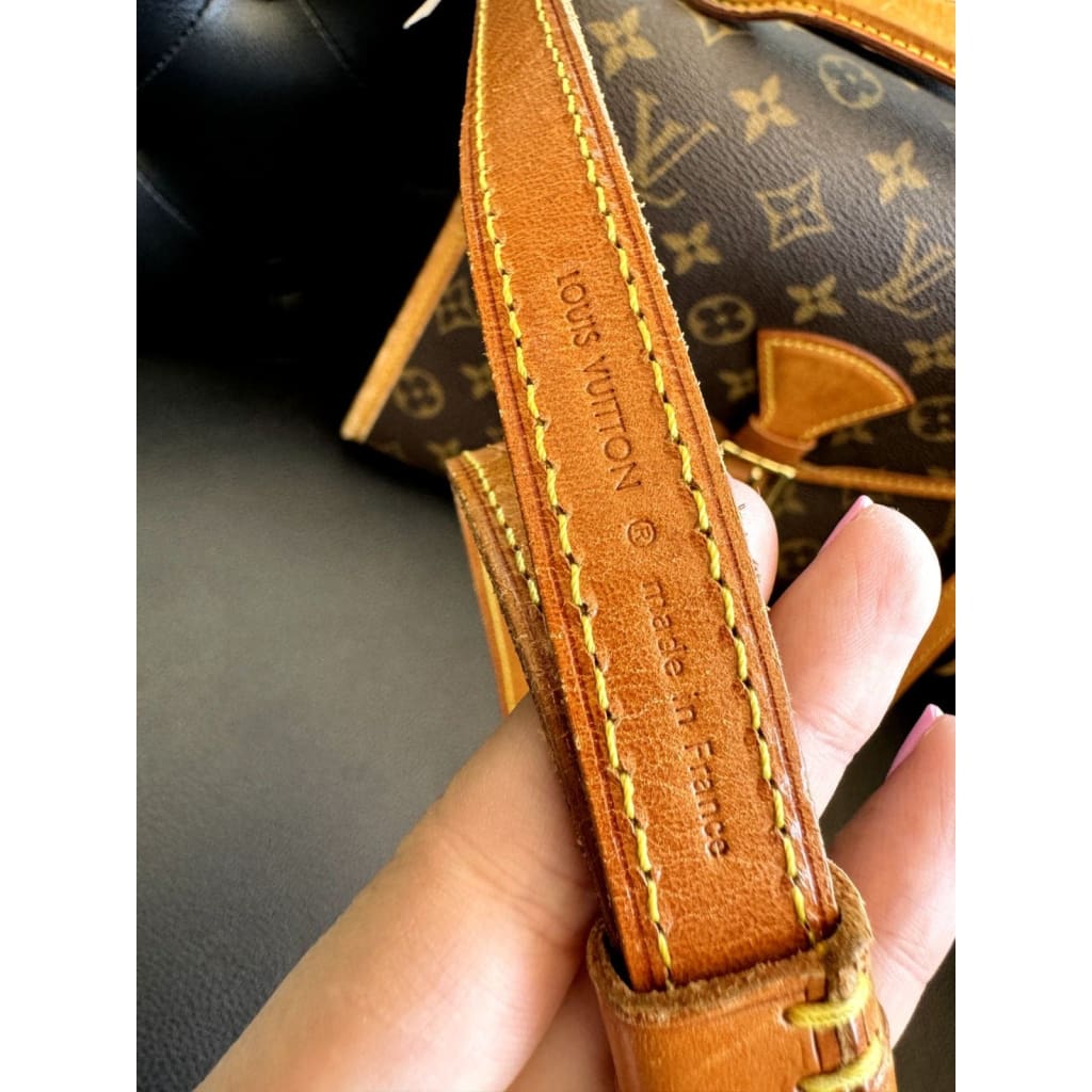 LOUIS VUITTON Monogram Bel Air Bag w/ Shoulder Strap (MSRP $2000 + ) - Medium / Leather / Crossbody