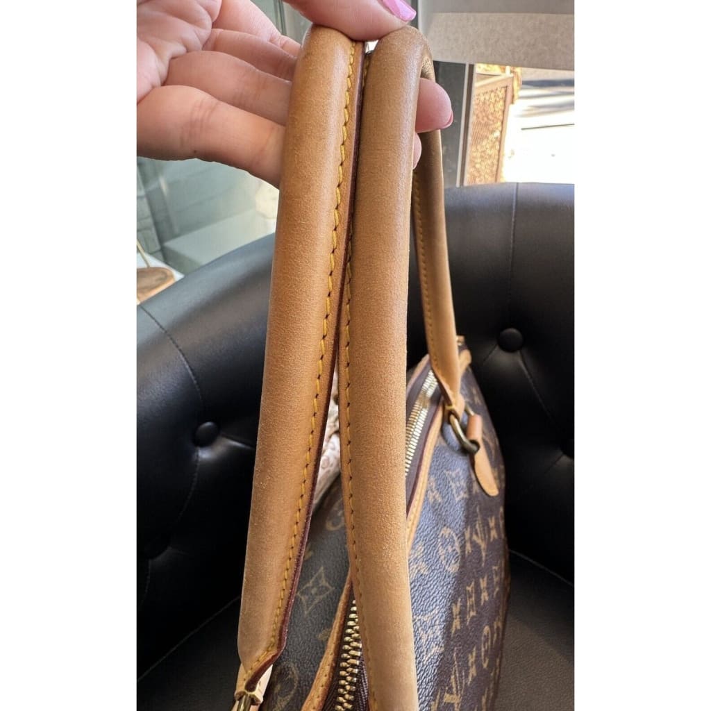 LOUIS VUITTON Monogram Lockit Horizontal Hang Bag (MSRP $1090) - Large / Leather / Shoulder Bag