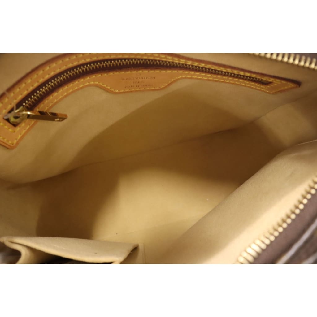 Louis Vuitton Monogram Looping Bag MM - brown / coated canvas / Shoulder Bag