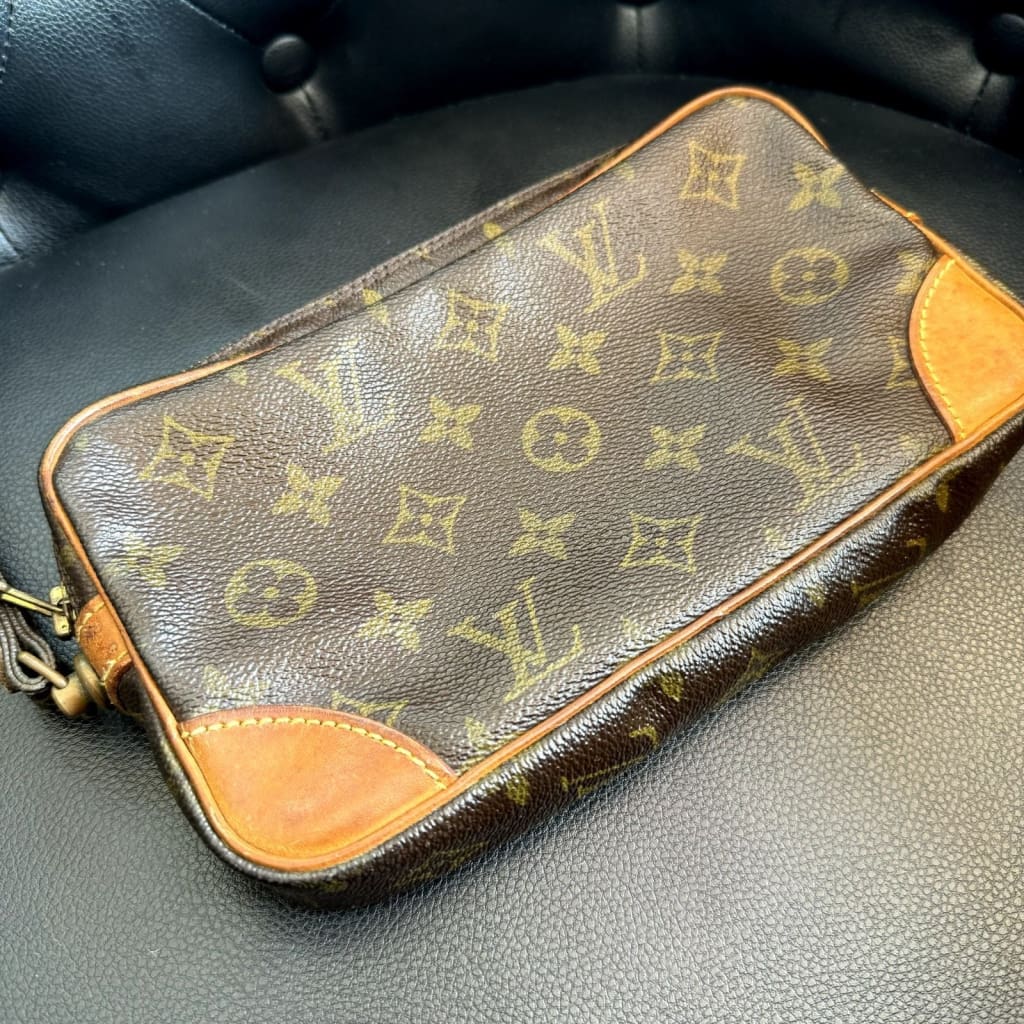 LOUIS VUITTON Monogram Marly Dragonne Clutch/ Wristlet (MSRP $1000 + ) - Small / Canvas( + 1) / Clutch