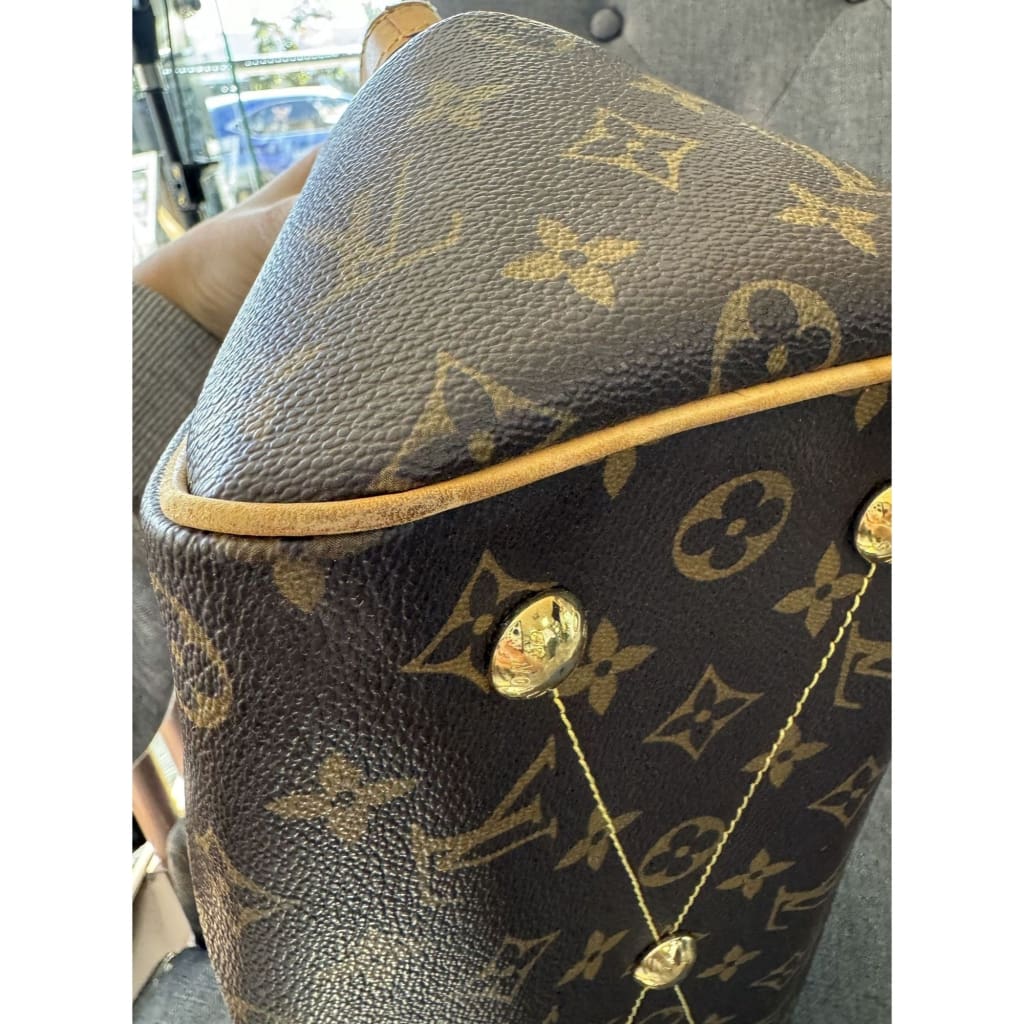 Louis Vuitton Monogram Trivoli PM - PM / Brown / leather