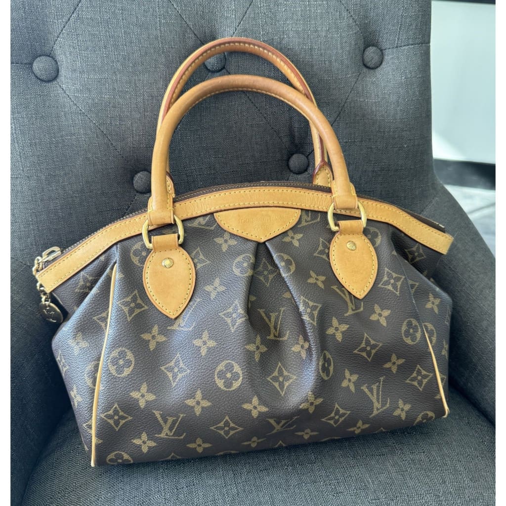 Louis Vuitton Monogram Trivoli PM - PM / Brown / leather